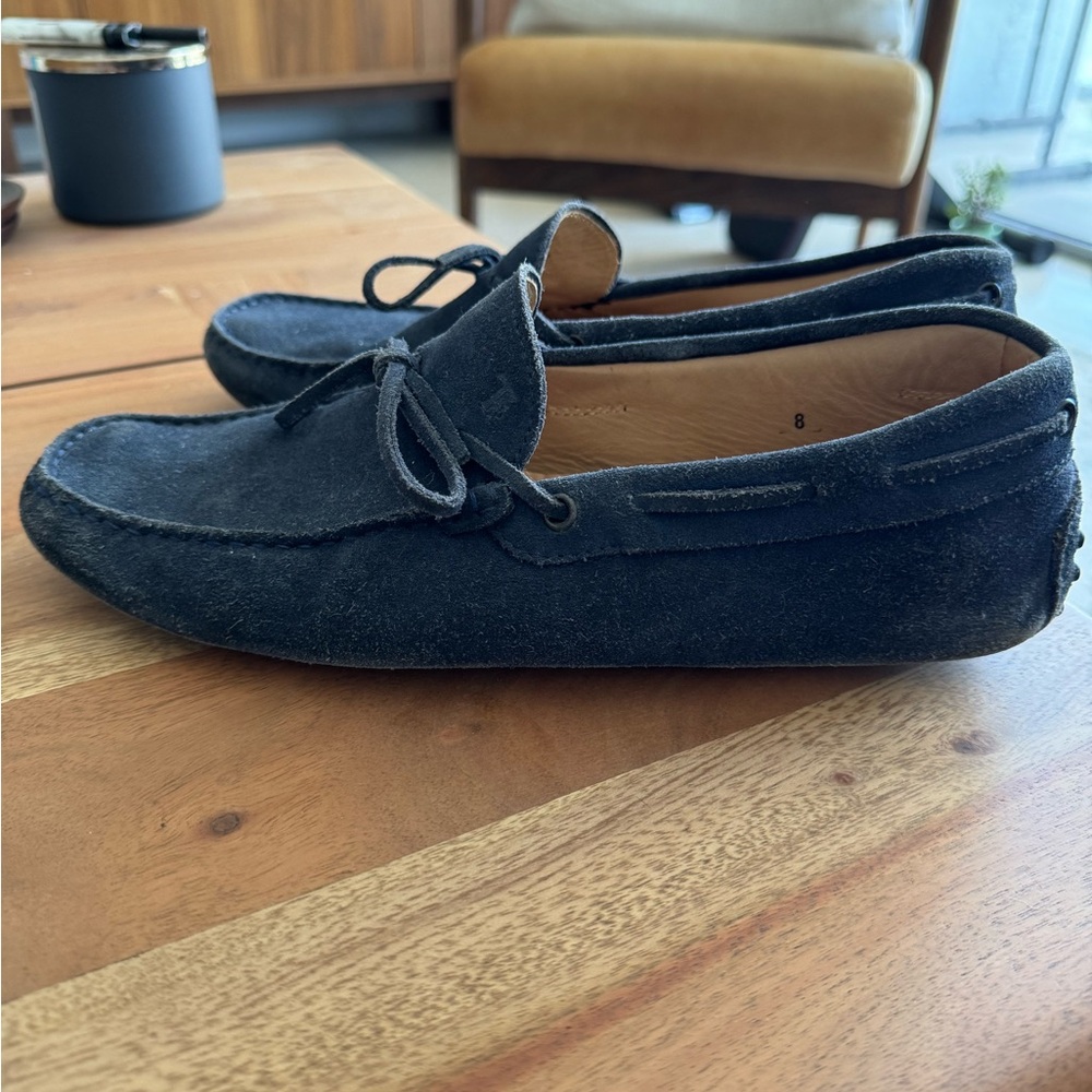 Tod’s Gomino Loafers size 8 color navy